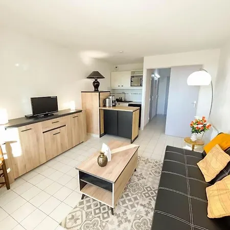Apartment T2 - Coudouliere - Piscine - Wifi - Parking Six-Fours-les-Plages