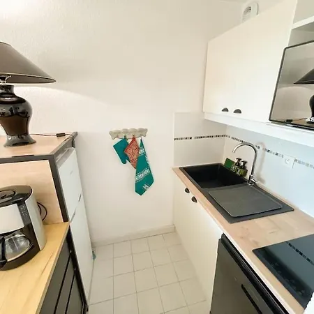 דירה T2 - Coudouliere - Piscine - Wifi - Parking *