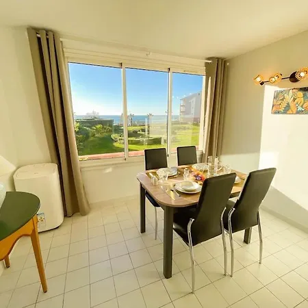 T2 - Coudouliere - Piscine - Wifi - Parking *